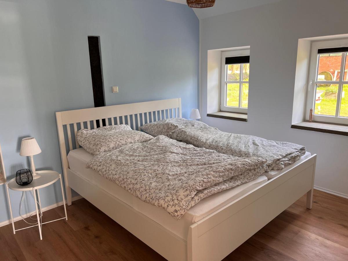 Ferienwohnung mit Garten in Meyenburg - KEINE MONTEURE - Housity
