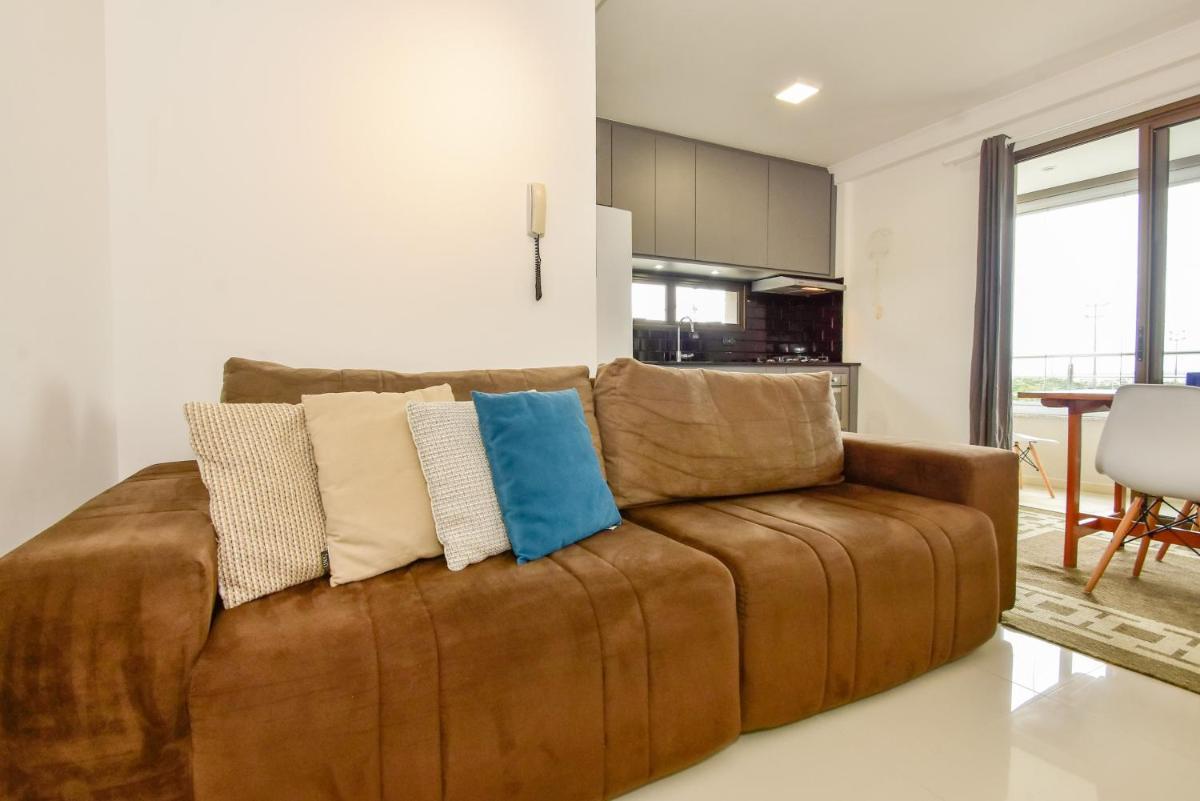 Beiramar Sul: Apto em Localização Estratégica P330 - Housity