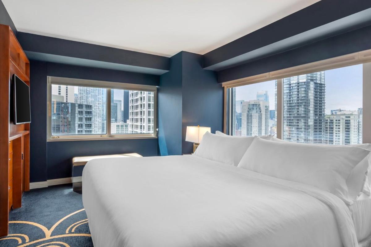 Omni Chicago Hotel - Housity