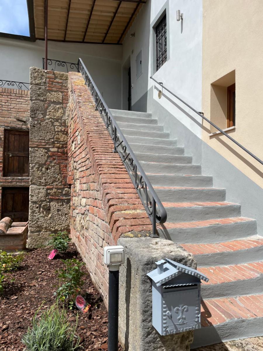 Montevenere 83 - Housity