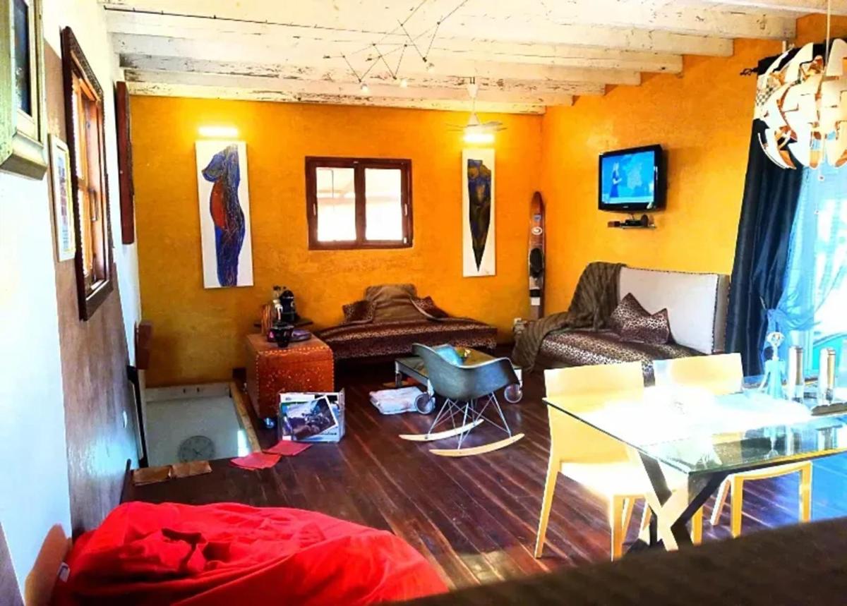 Welcoming house 10 minutes from the private beach - Housity