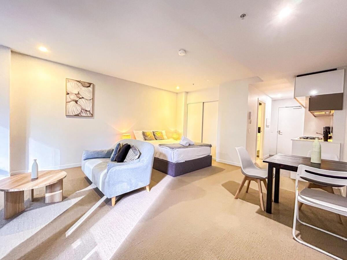 Abeckett St 1br1ba Studio Wifi Balcony - Housity