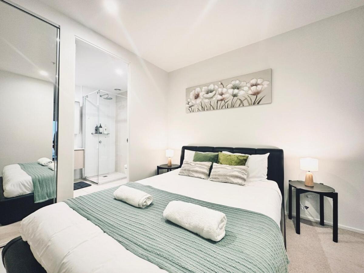 Summus 2br2ba Maribyrnong Wifi Parkbalcony - Housity