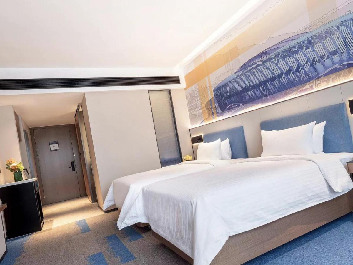 Hampton by Hilton Wuhan High-Speed Railway Station - Housity