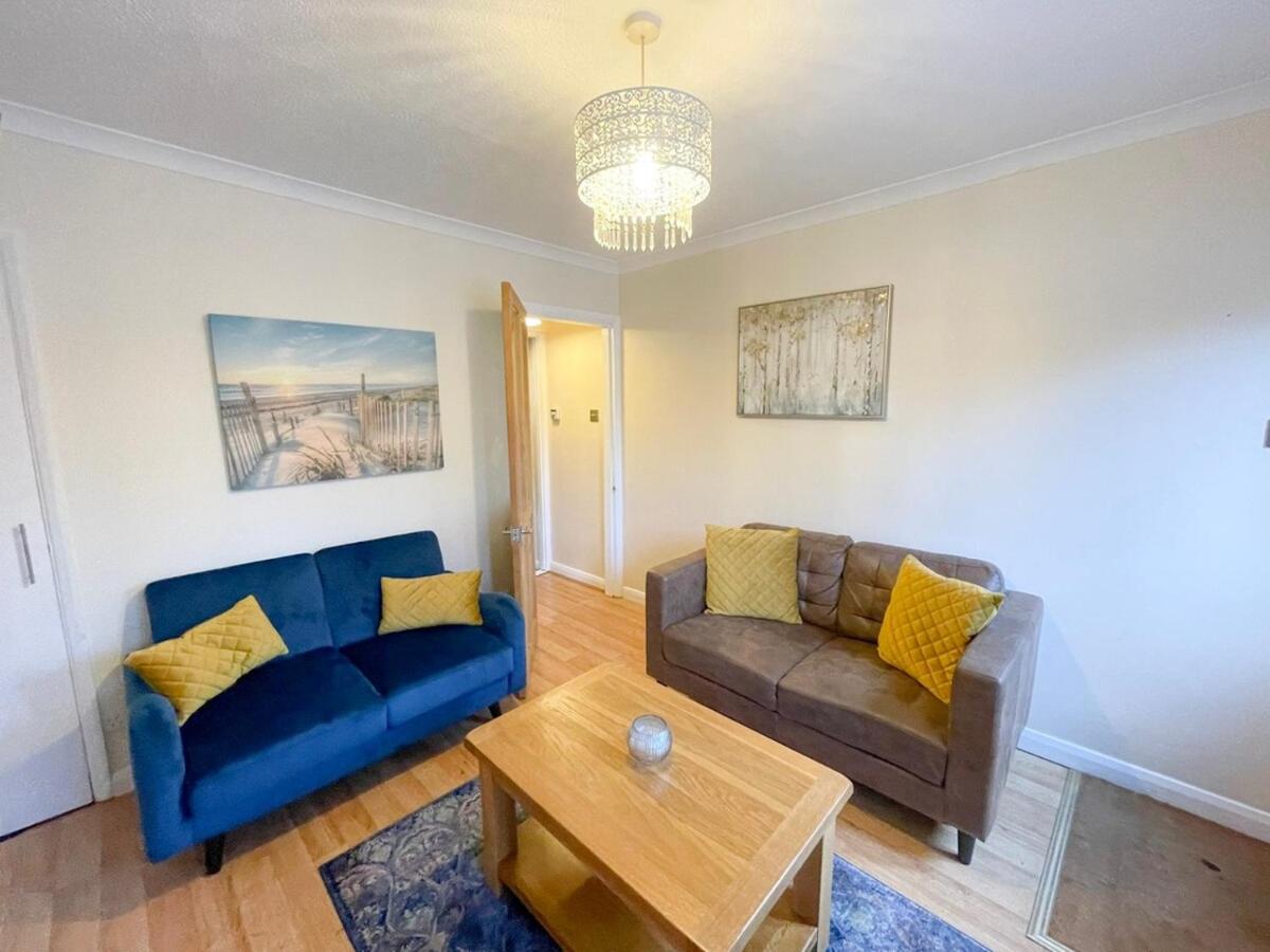Sittingbourne Terrace - Housity