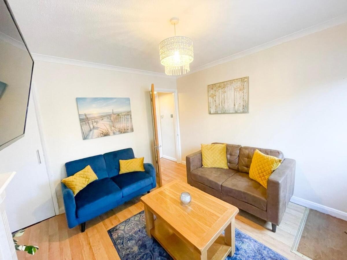 Sittingbourne Terrace - Housity