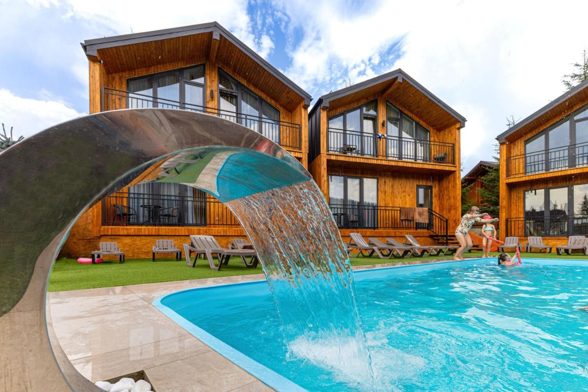 Hotel Pid Strihoju - Housity