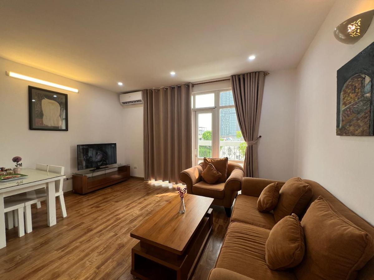 Palm Garden Westlake - Housity