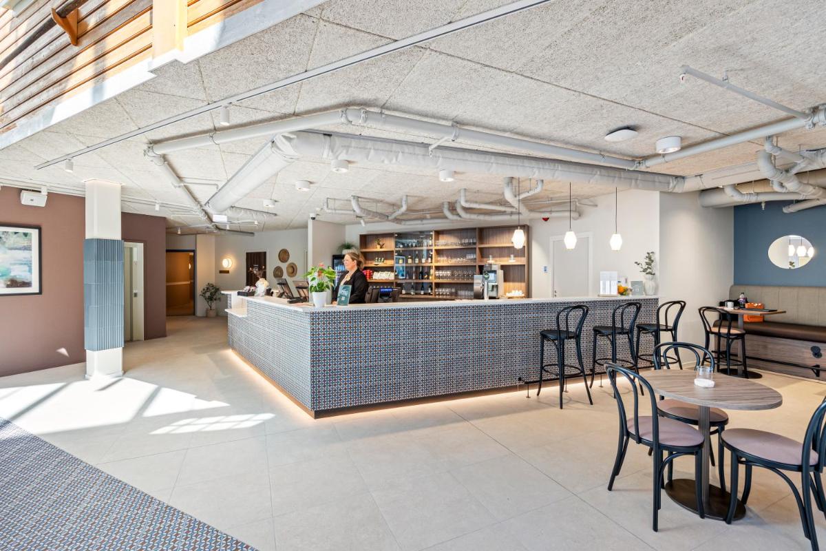 Home Hotel Grimstad - Housity
