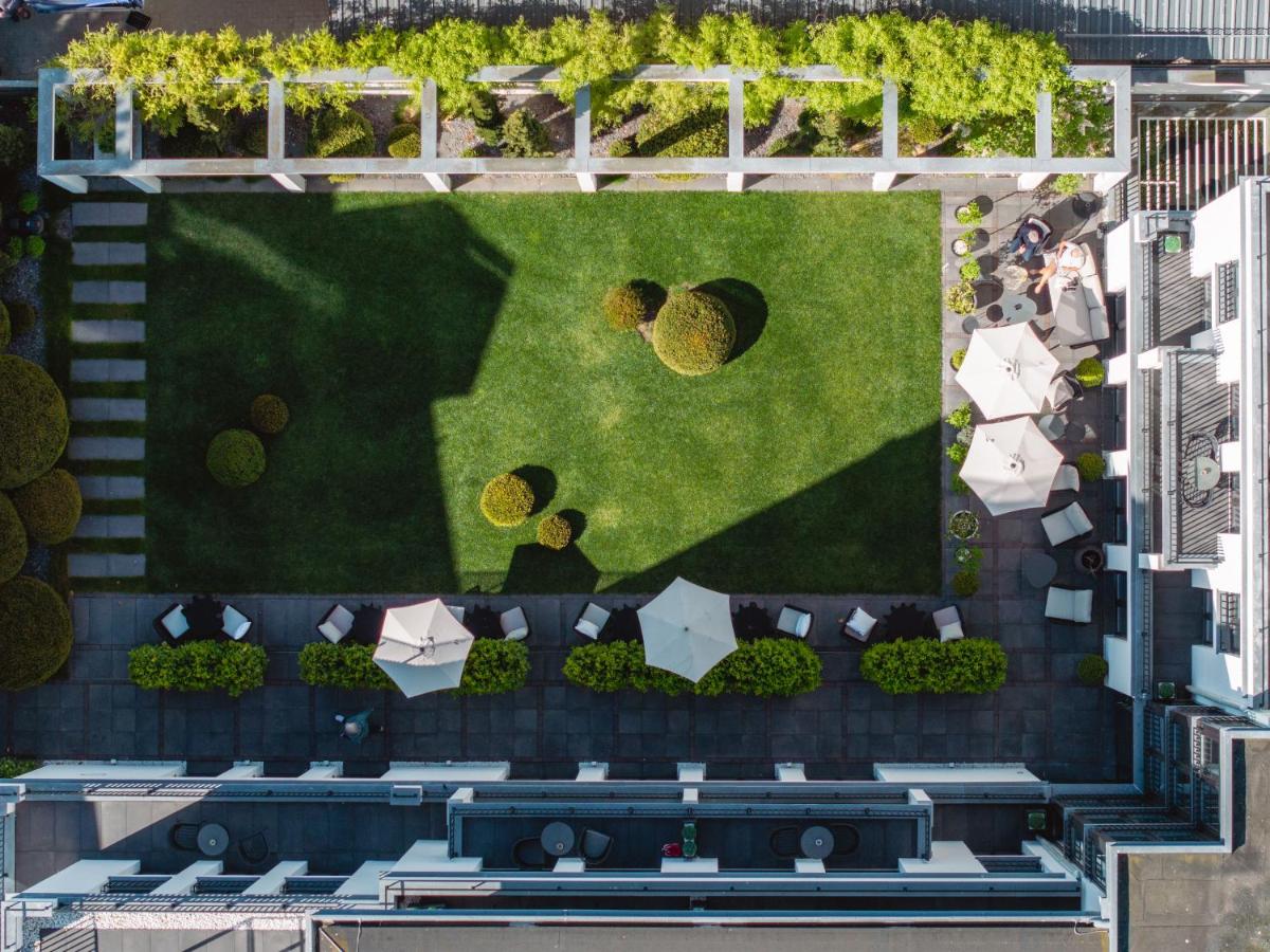 Ein Garten an der Unterkunft A-ROSA Hotel Ceres am Meer - Adults Only