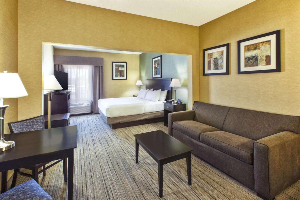 Country Inn & Suites by Radisson Benton Harbor-St Joseph MI - Housity