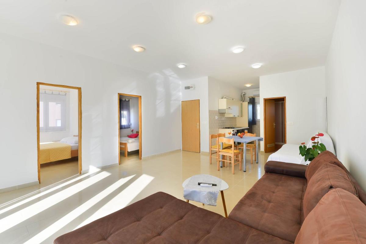 Apartments Adria - Housity