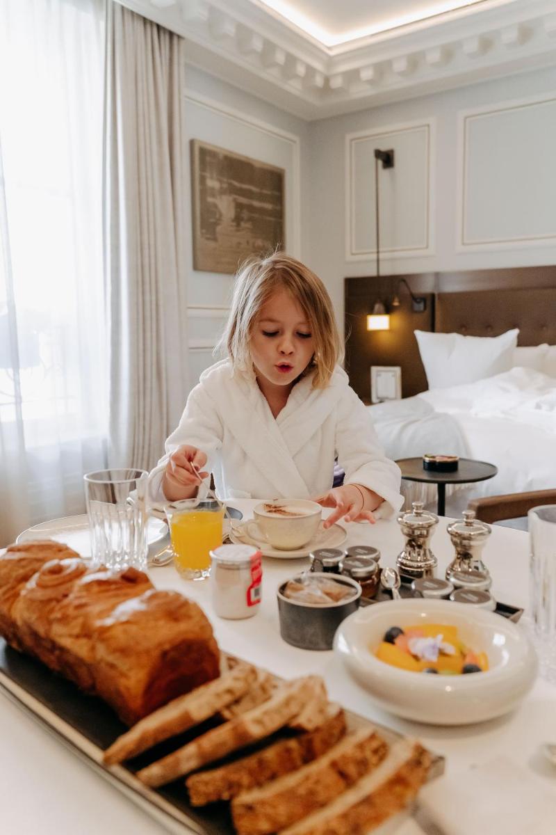 Nourriture dans l'hôtel ou à proximité