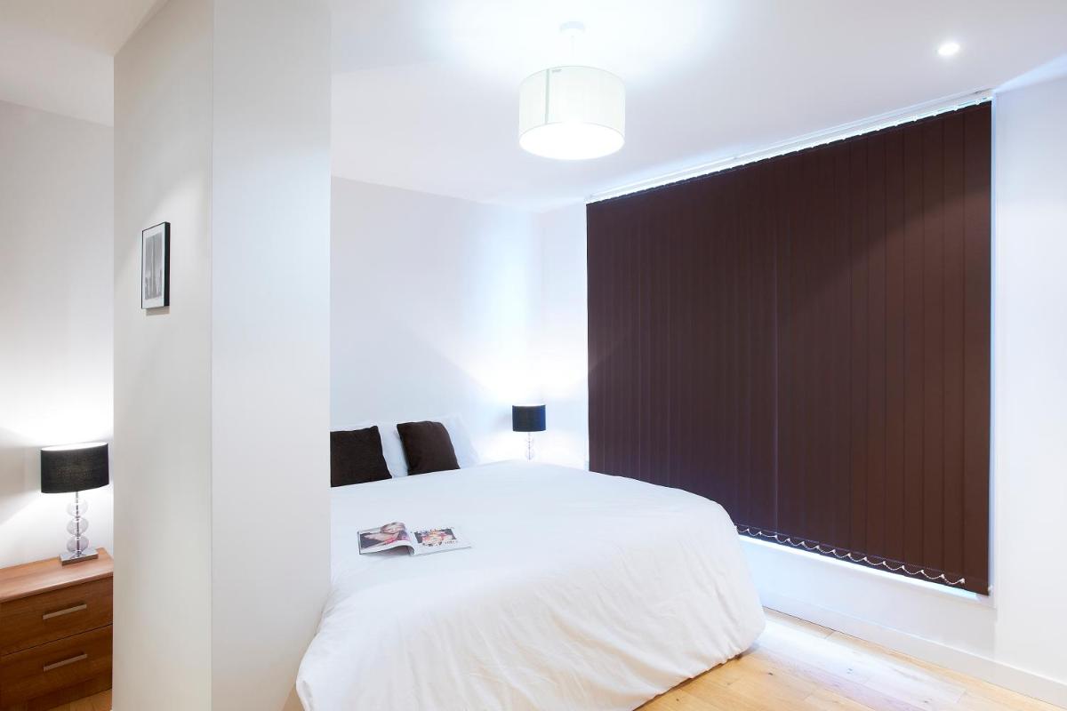 Watford Centre - Luxury Penthouse - Housity