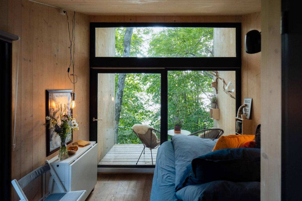 Treehut, nature, birds, silence and fjord - Housity