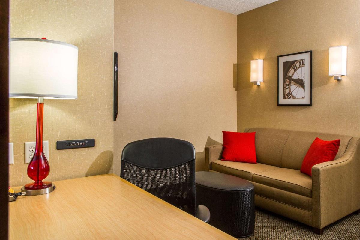 Cambria Hotel Raleigh-Durham Airport - Housity