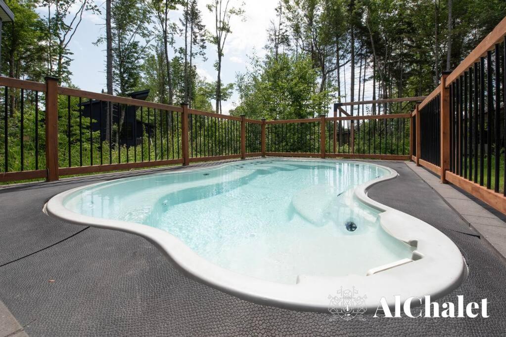 Athena- Avec Piscine-Sauna et Spa - Housity
