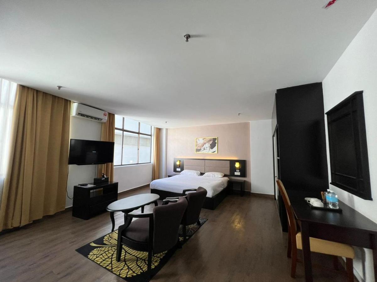 Remington Hotel - Hizvo