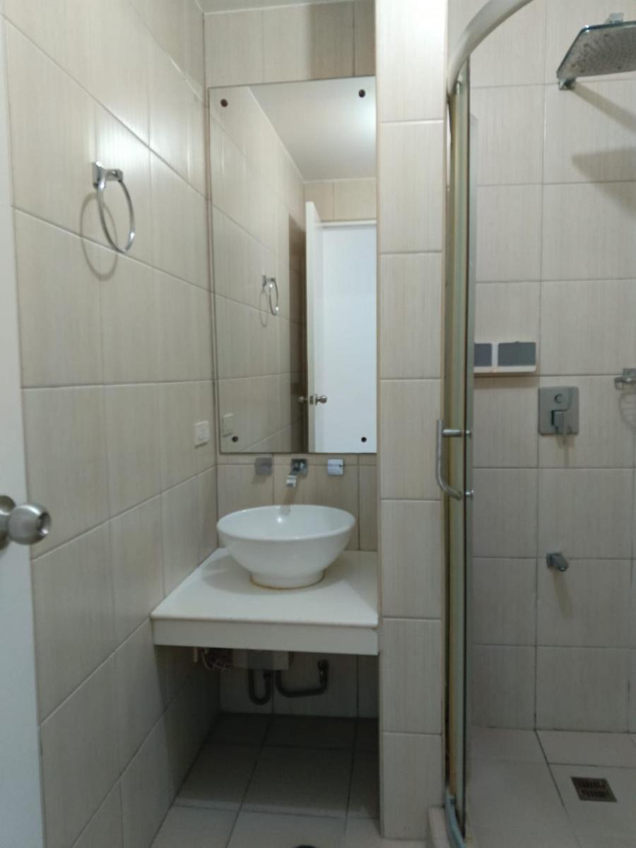One Bedroom Condo With Pool - Hizvo