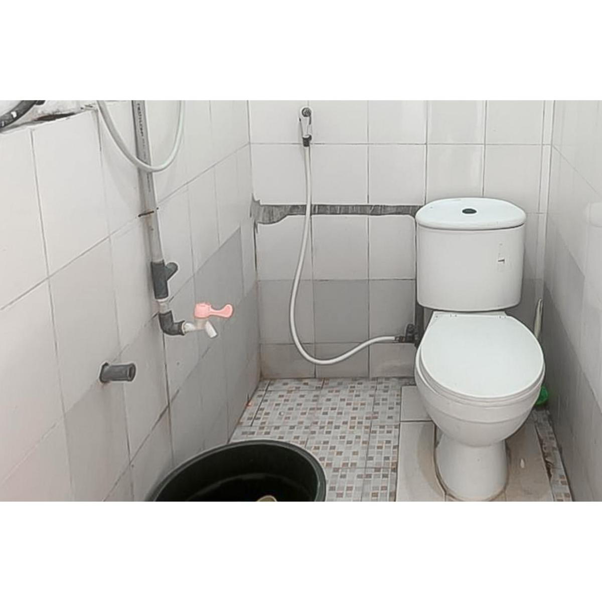 RedDoorz at Linggarjati Kuningan - Housity