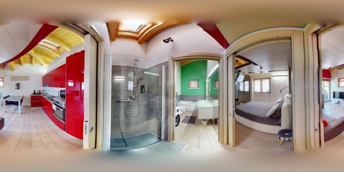 Holiday House Viola - Housity