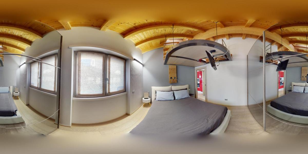 Holiday House Viola - Housity