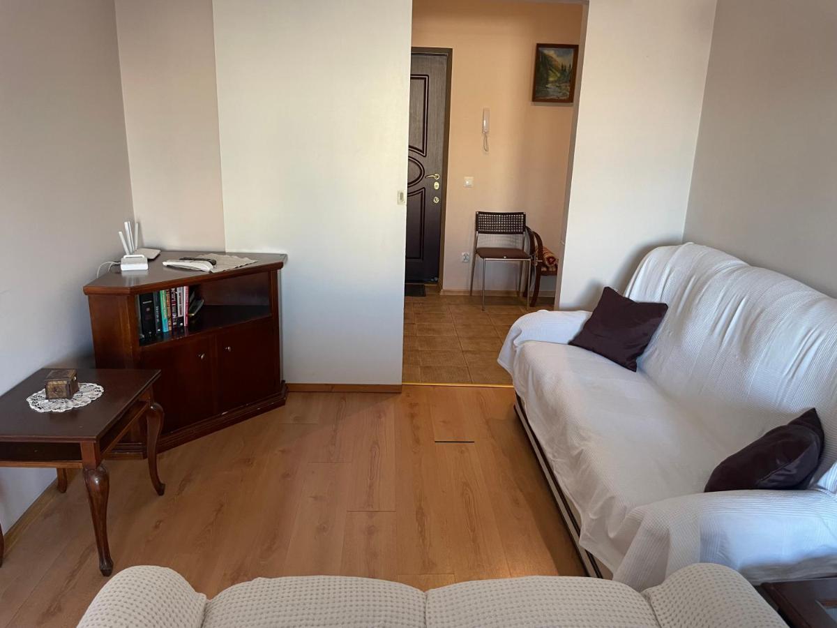 Apartment on Akademika Lazarenka 48A - Housity