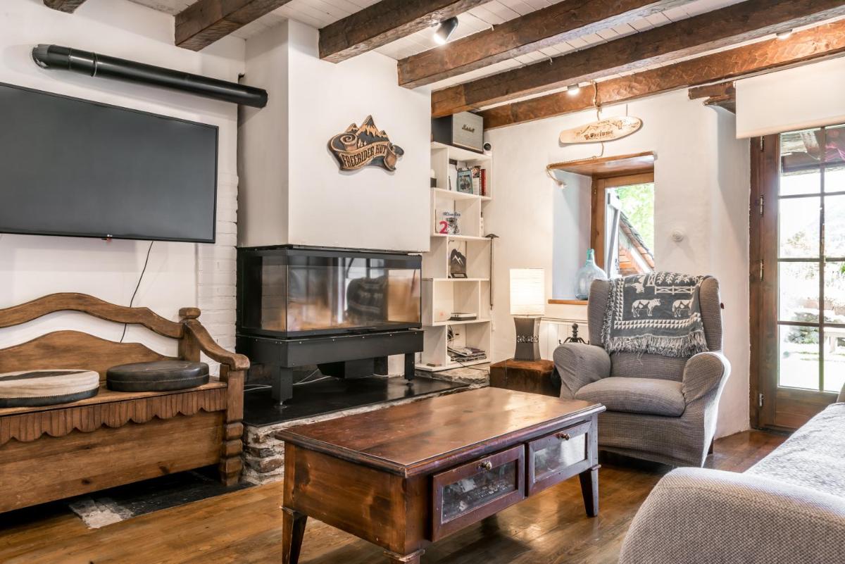 Chalet adosado en Garós a 7 mins de Baqueira - Housity