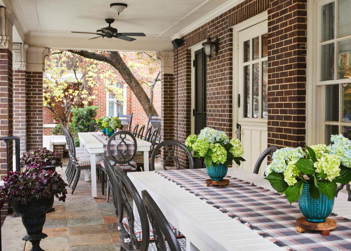 Graduate by Hilton Columbia SC - Housity