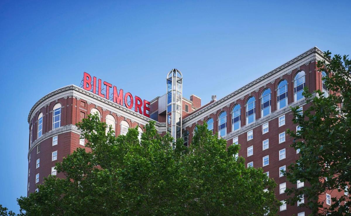 Graduate by Hilton Providence - Housity