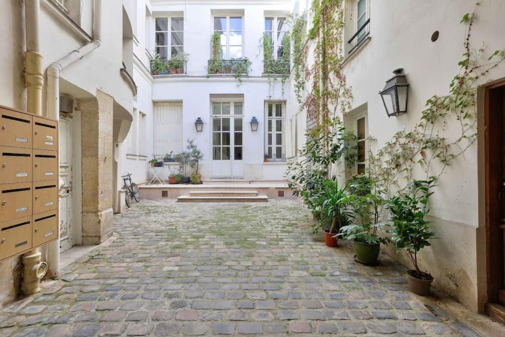 Suitetrails - Elégant appartement avec jardin proche du Pont des Arts