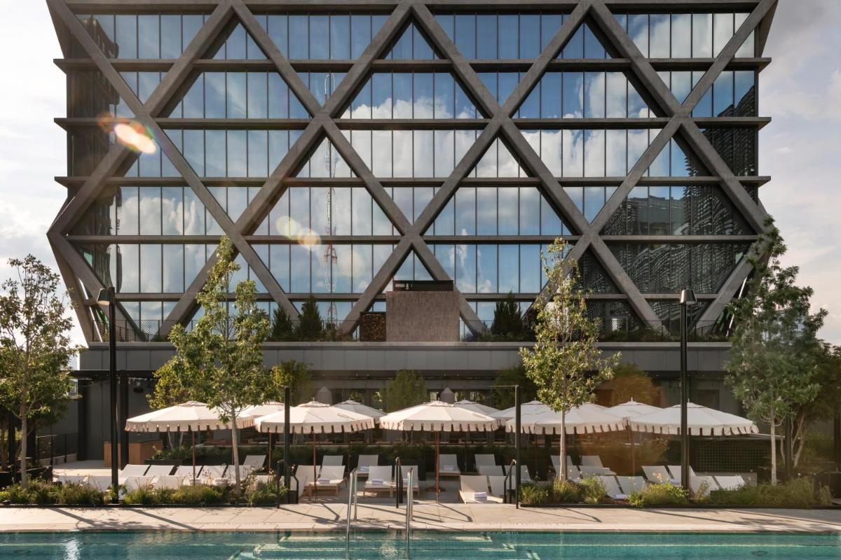 FORTH Hotel Atlanta - Housity