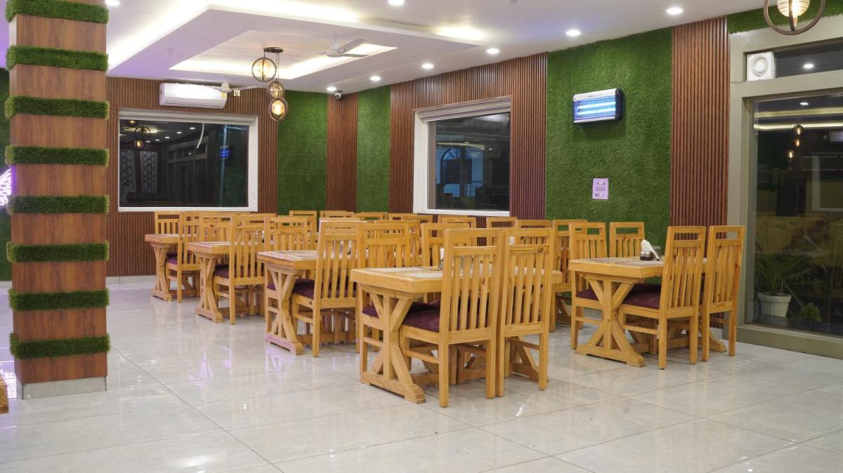 Hotel Sun Shine - Housity