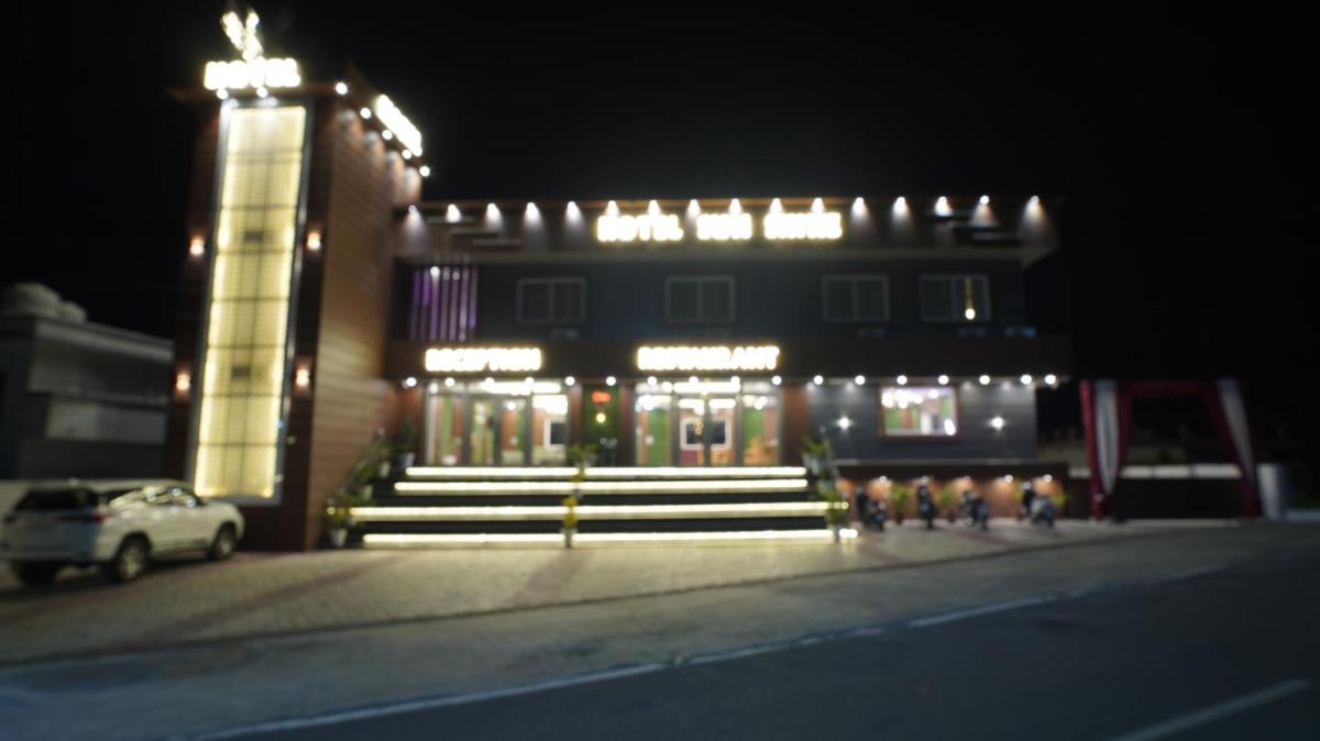 Hotel Sun Shine - Housity