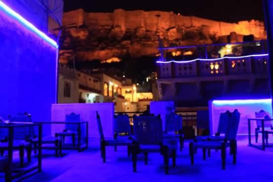 Madhur Villa Guest House - Housity