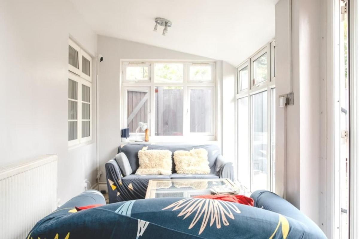 London Comfy Doubles - Housity