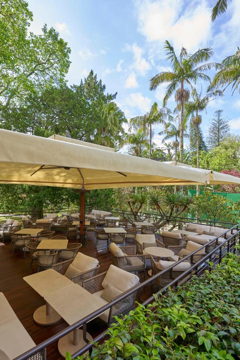 Um jardim no exterior de Terra Nostra Garden Hotel