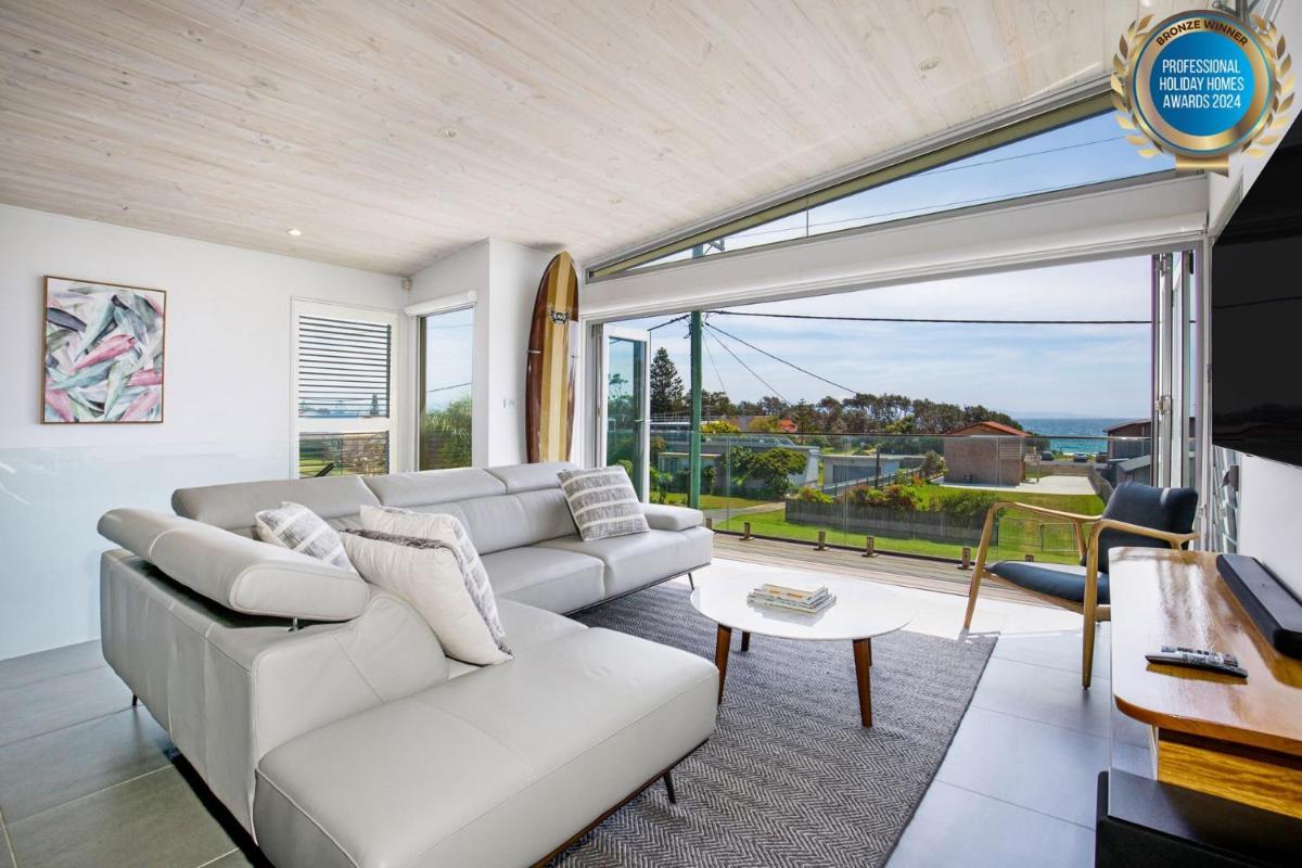 Yelo at Culburra I Pet Friendly I 1 Min Walk to Beach - Housity