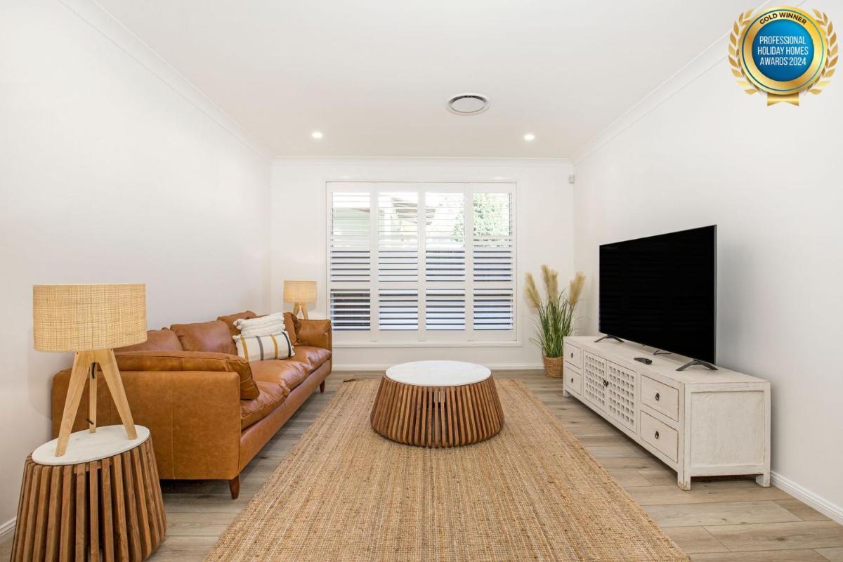Callala Sunrise Pet Friendly 5 Mins Walk to Beach - Housity