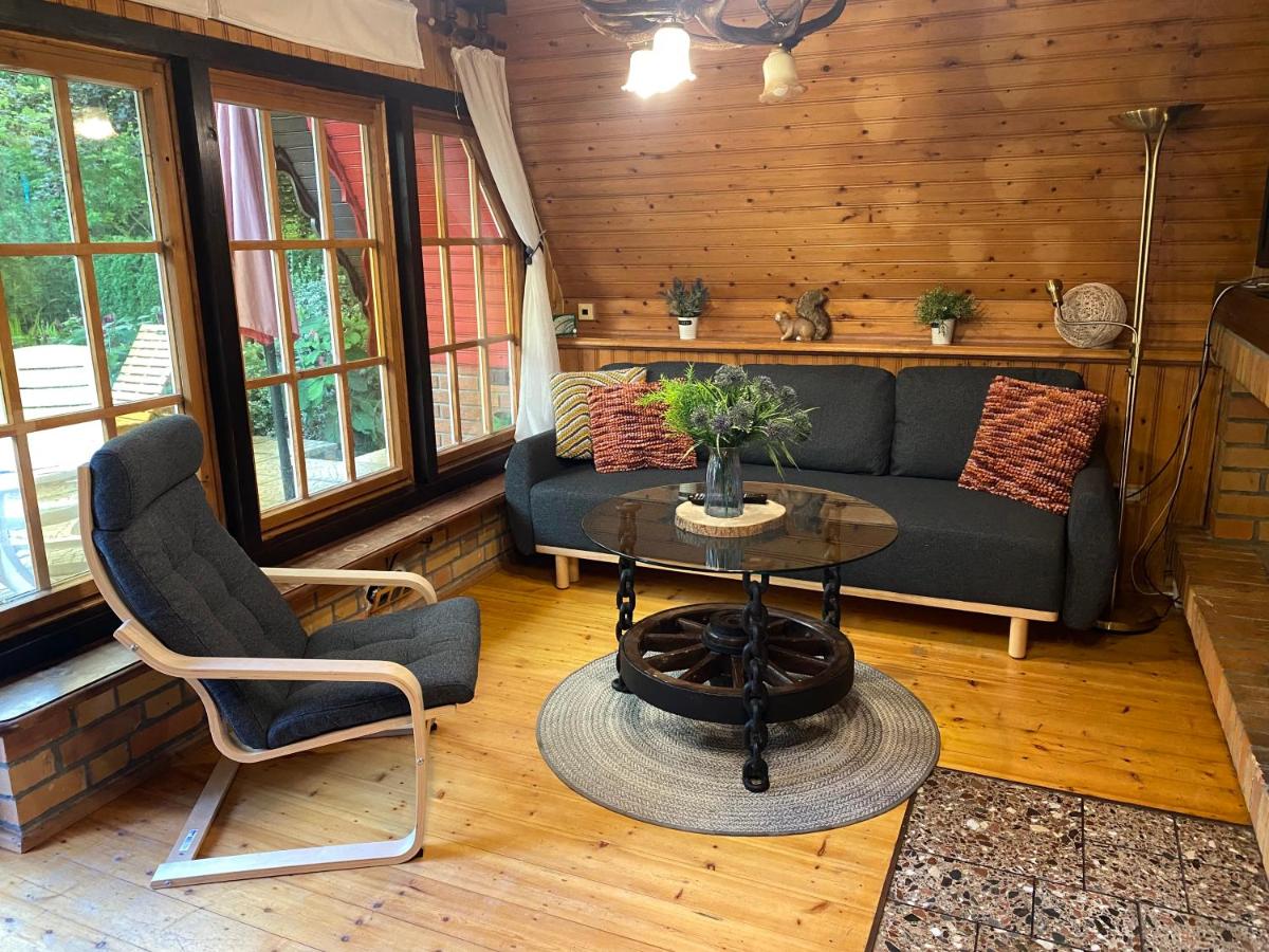 Ferienhaus am Mescheriner See - Housity