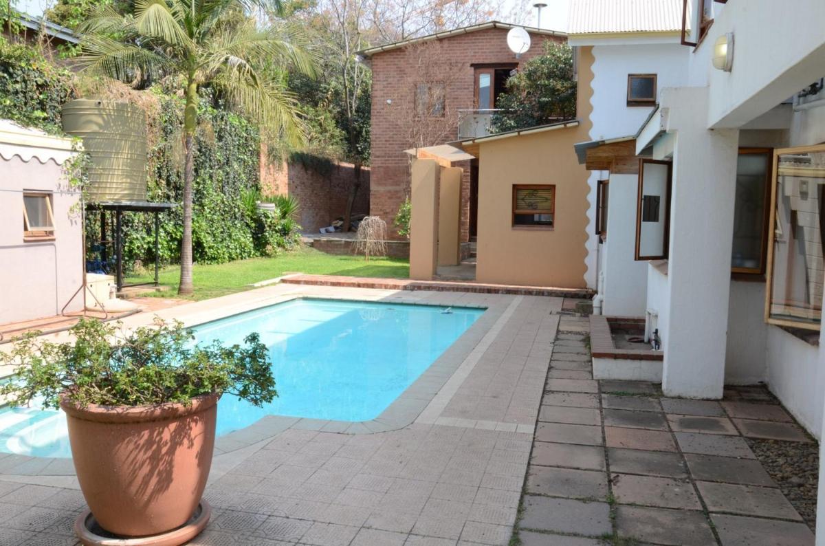 Suitetrails - Bed & Breakfast in Hatfield