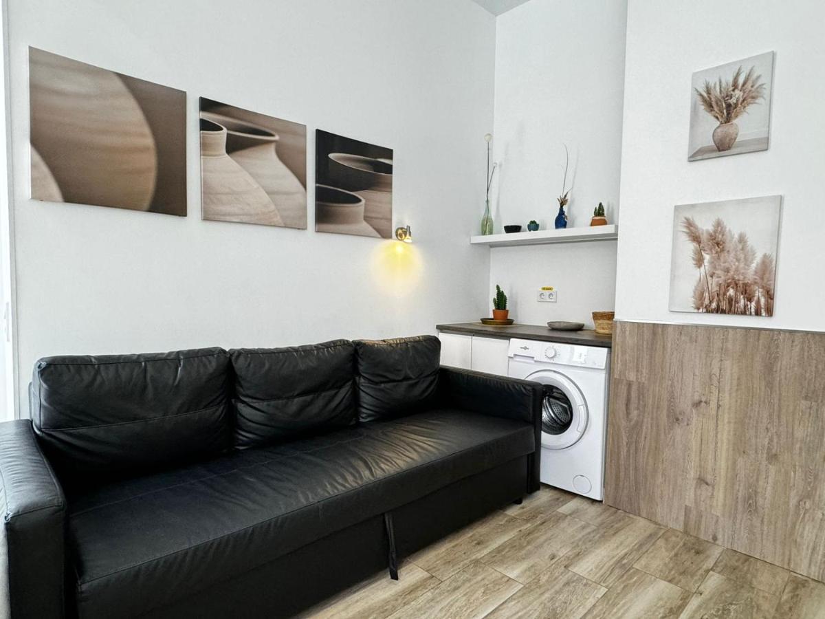 Rodrigues 15 - Housity