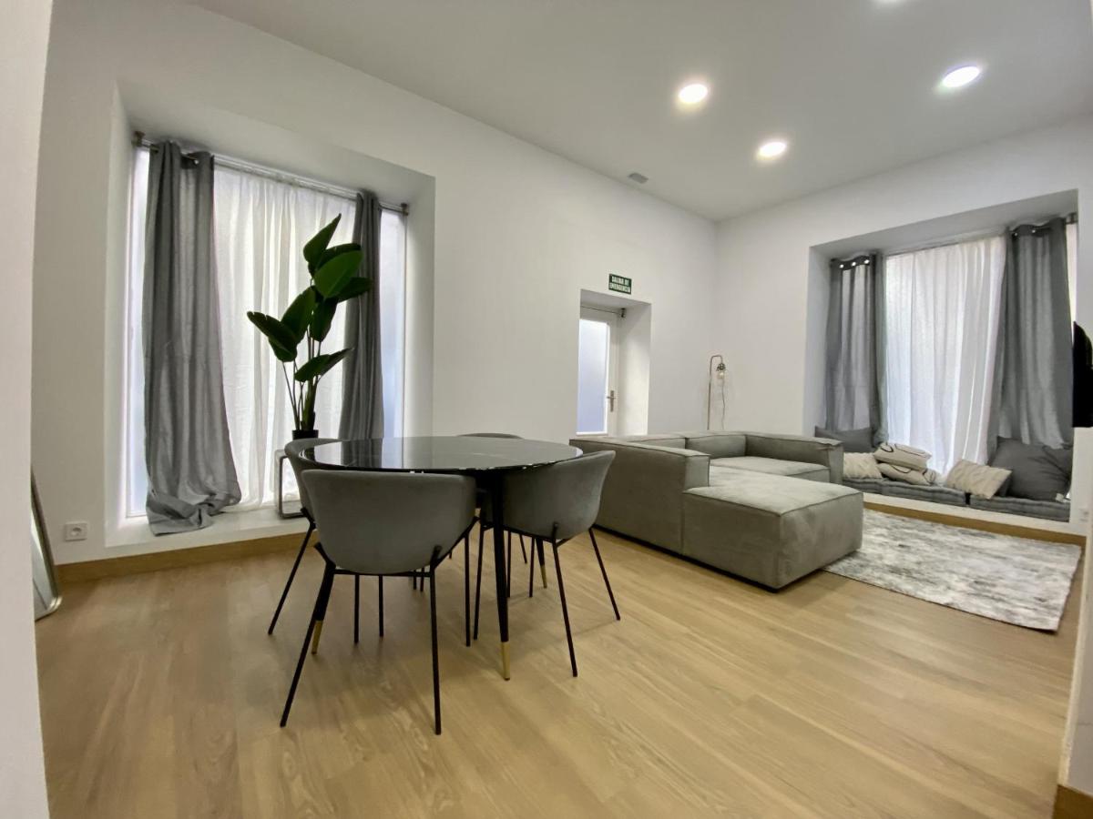 Pinzon Studios & Penthouse - Housity