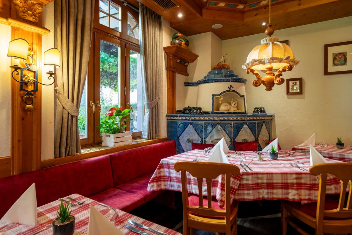 Restaurant ou autre lieu de restauration dans l'établissement Hôtel du Parc, Restaurant, Spa & Wellness