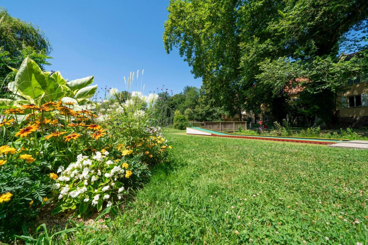 Jardin de l'établissement Hôtel du Parc, Restaurant, Spa & Wellness