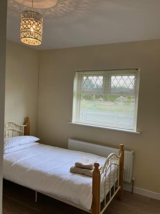 Whitethorn Cottage, Palmfield - Housity