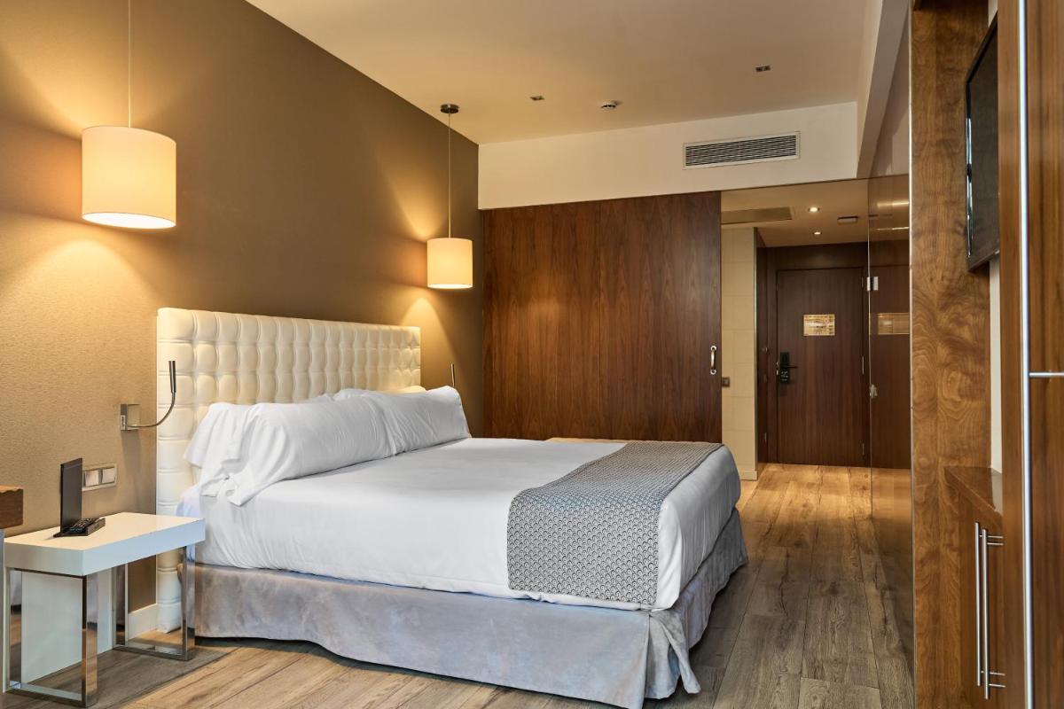Cama o camas de una habitación en Catalonia Ramblas 4* Sup