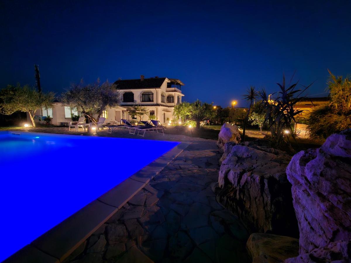 Quattro Olive - Housity