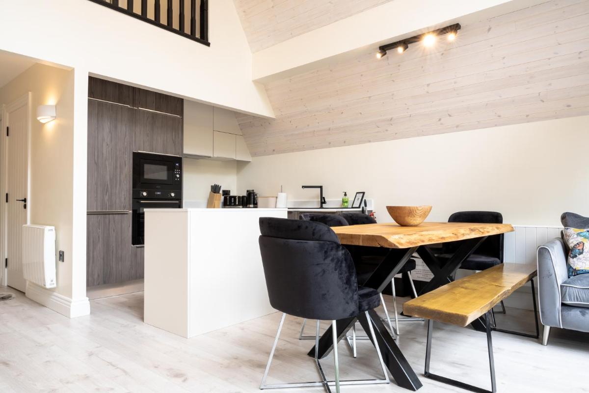 Drumhierny Woodland Hideaway - Housity