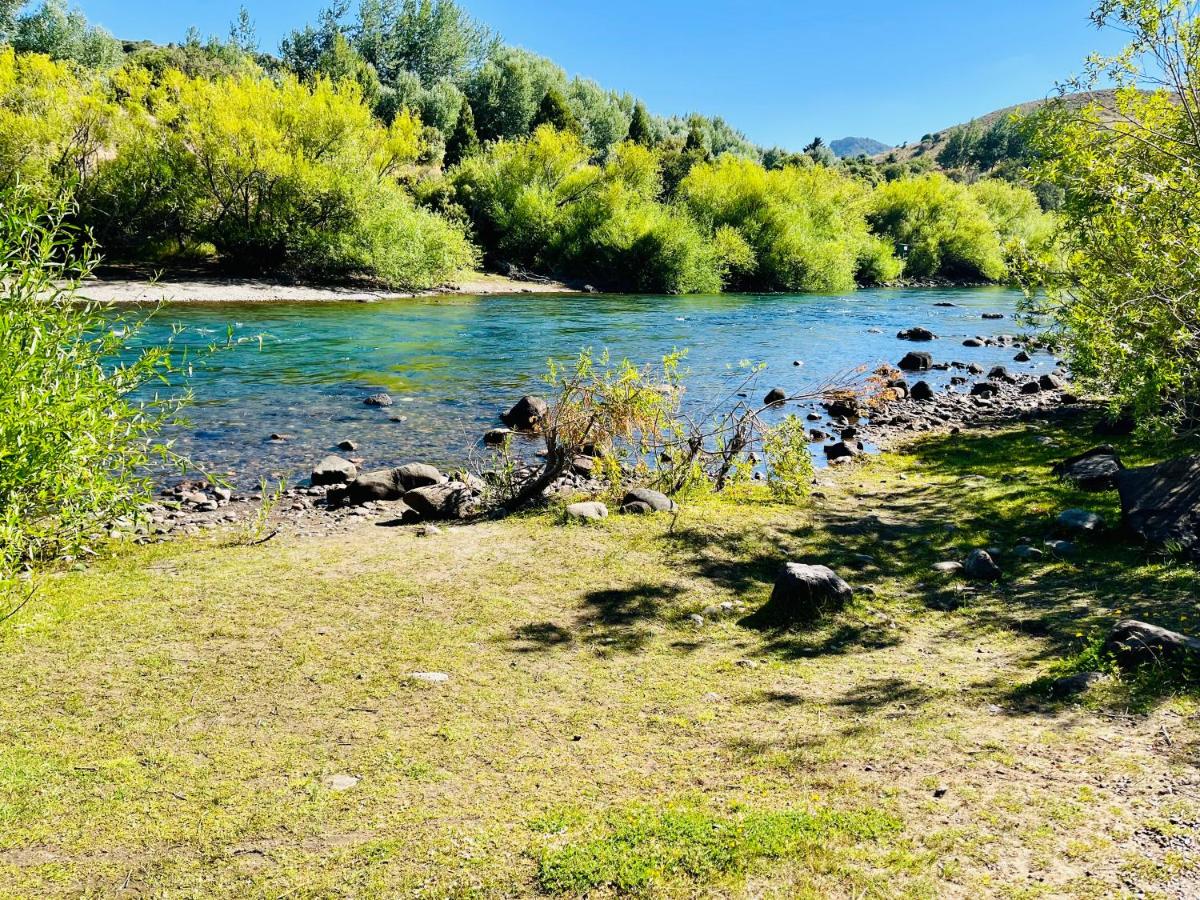 Fly Fishing Cabin, River Coast. - Housity